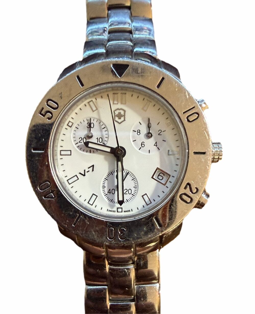 Victorinox Swiss Army Chrono Classic V-7 Watch White Dial Steel